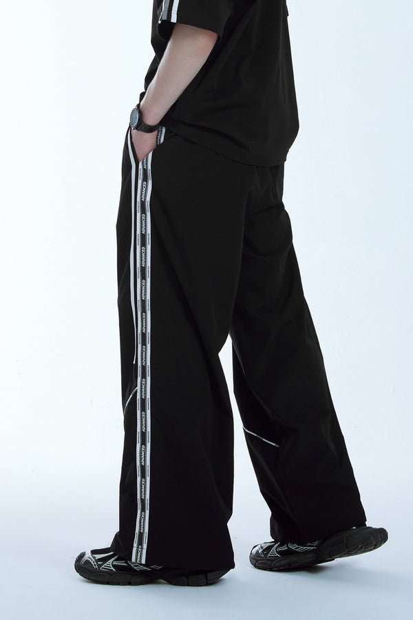 Double-Striped Retro Sweatpants NS194