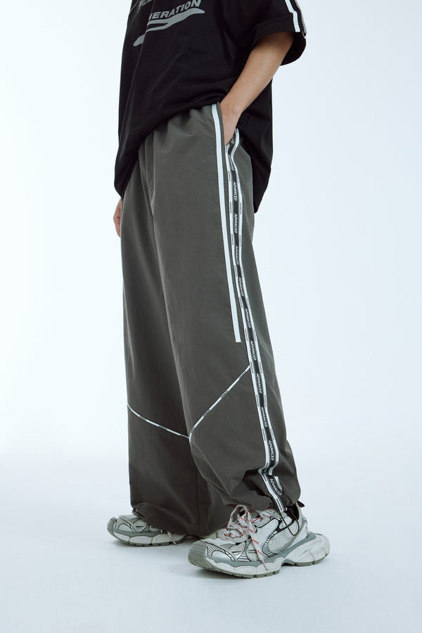 Double-Striped Retro Sweatpants NS194